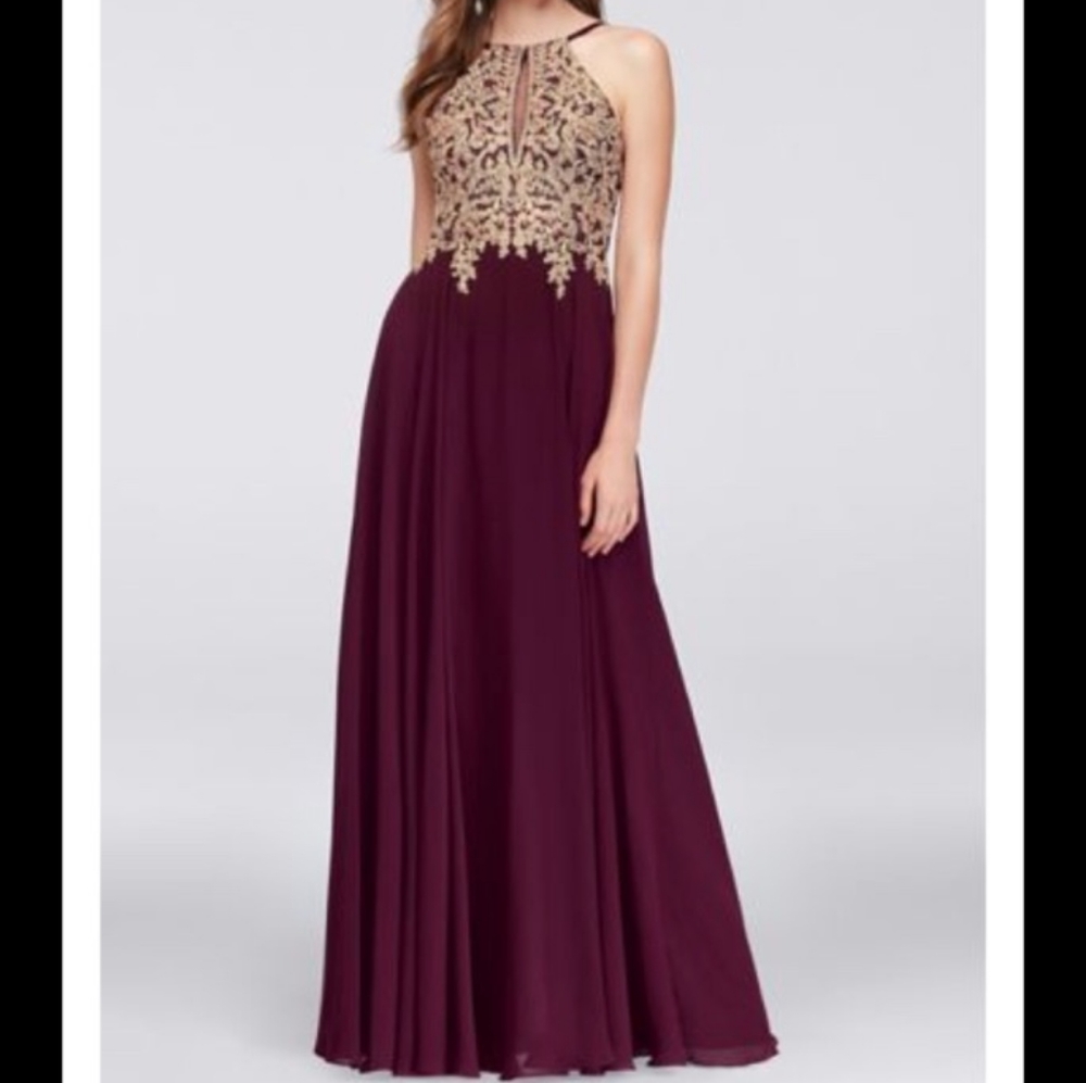 Elegant Gold Embroidered Burgundy Prom Gown